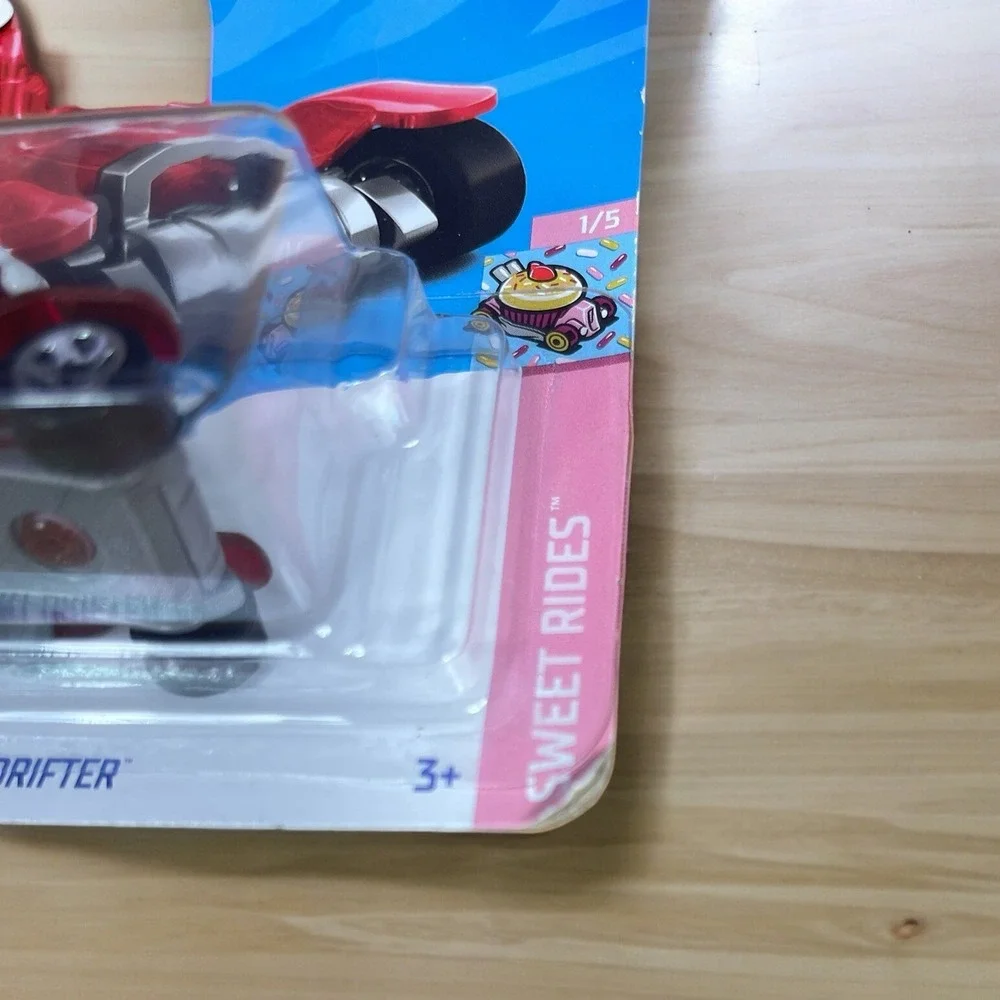 2023 Hot Wheels Dessert Drifter 1/5 Sweet Rides  8/250 Red Variant Cherry On Top